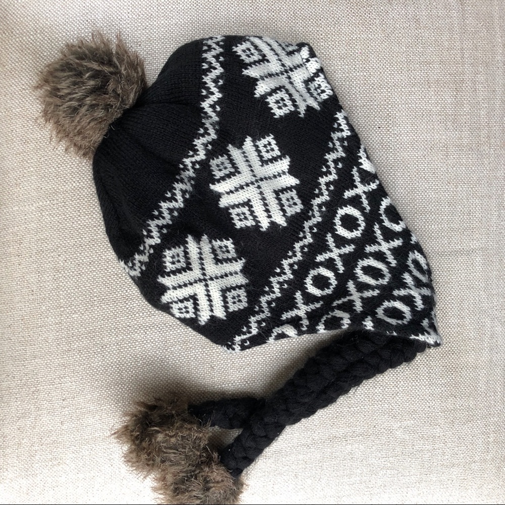 RARE Betsey Johnson winter hat